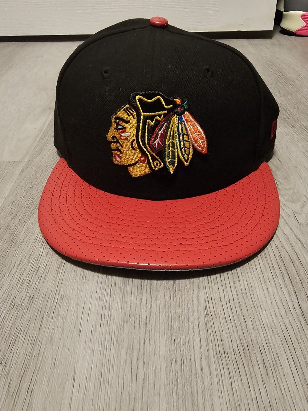 NHL Chicago Blackhawks Fanatics NHL Hockey Hat Cap Snapback Adjustable Med/L